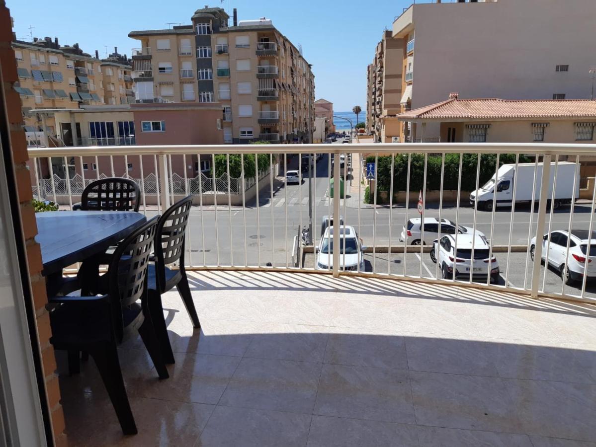 아길라스 Amplio Piso Con Vistas A La Playa De Poniente 아파트 외부 사진