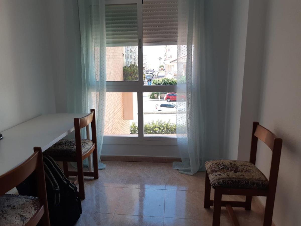 아길라스 Amplio Piso Con Vistas A La Playa De Poniente 아파트 외부 사진