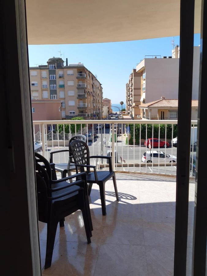 아길라스 Amplio Piso Con Vistas A La Playa De Poniente 아파트 외부 사진
